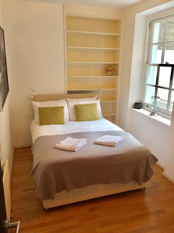 Stylish Apartment In Victoria ลอนดอน ภายนอก รูปภาพ